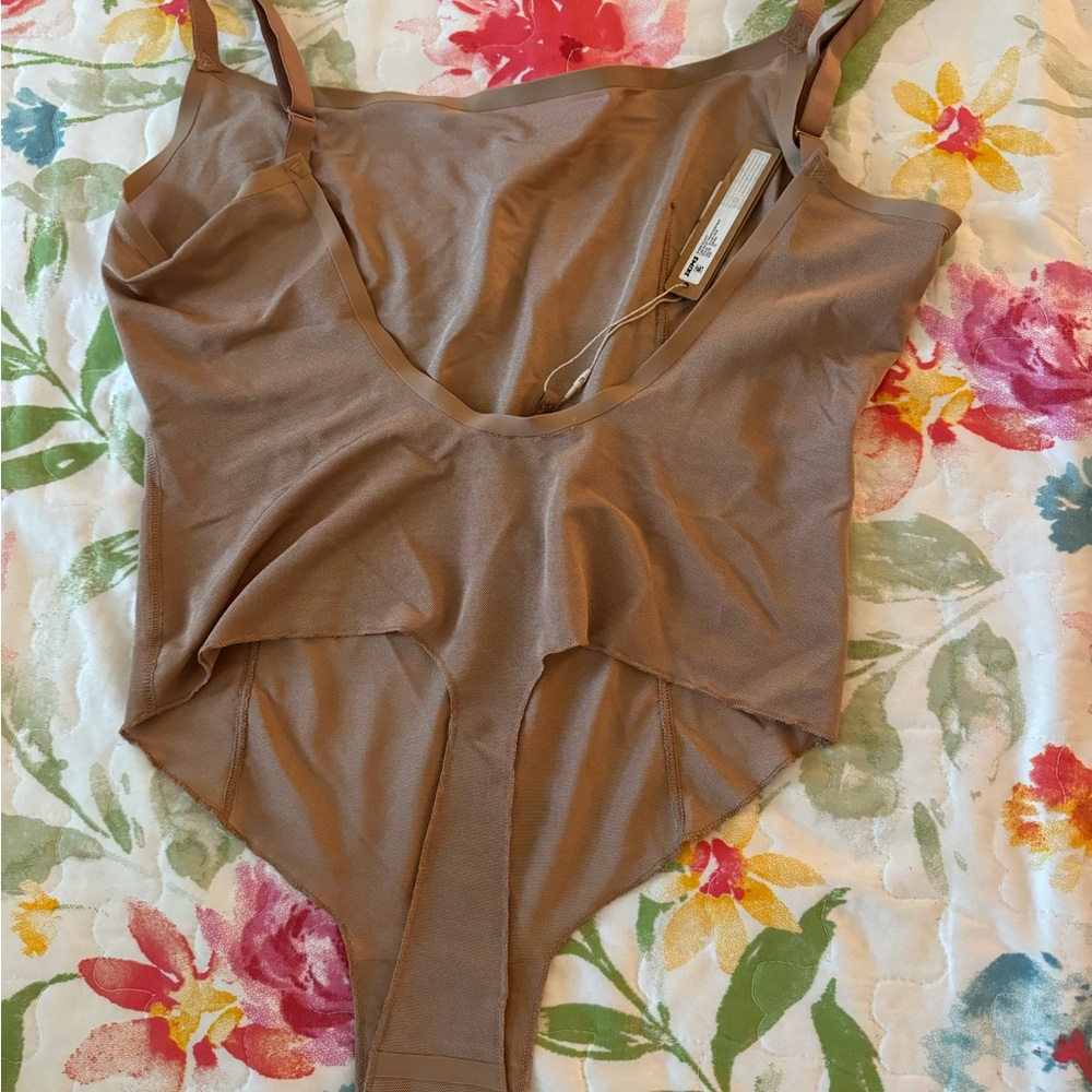 Skims XL nude thong bodysuit new w/ tags
